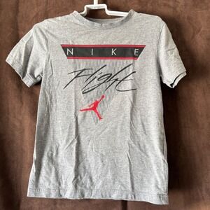 Nike Jordan Flight Boys T-Shirt Gray Short Sleeve Jumpman Graphic Size M 10-12